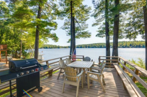 Lakefront Cabin with Panoramic Water View and Access
